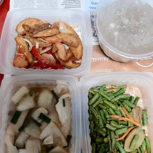 Lunch/Dinner Tingkat (5 Days, 3 Dishes + Soup OR 4 Dishes)