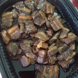 扣肉馒头 Braise Pork w/ Bun