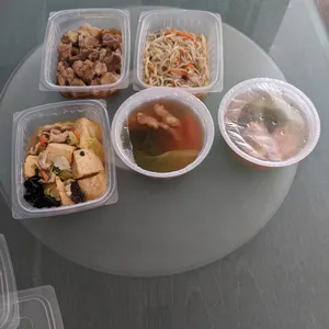 Lunch Tingkat (20 Days, 3 Dishes + Soup OR 4 Dishes)