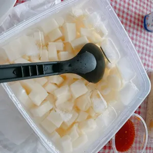 龙眼杏仁豆腐 Almond Jelly Longan