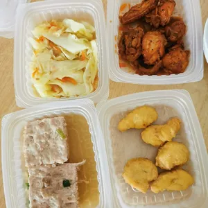 Lunch/Dinner Tingkat (5 Days, 3 Dishes + Soup OR 4 Dishes)