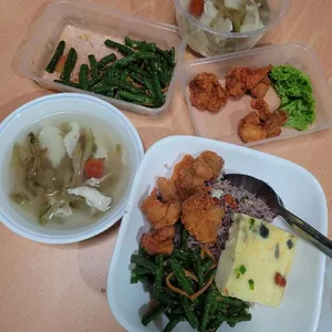 Tingkat - 3 Dishes + 1 soup/ 4 Dishes  (20 days)(Lunch)