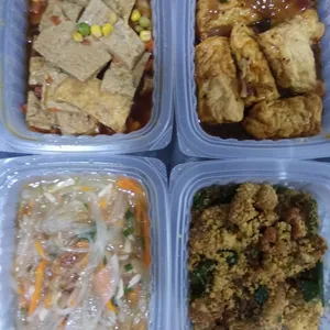 Lunch/Dinner Tingkat (5 Days, 3 Dishes + Soup OR 4 Dishes)