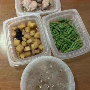 Lunch/Dinner Tingkat (5 Days, 3 Dishes + Soup OR 4 Dishes)