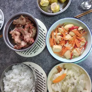 5 Days Lunch Tingkat Package (Weekdays Only)