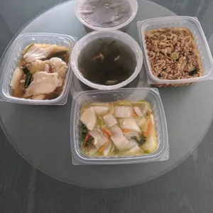Lunch Tingkat (20 Days, 3 Dishes + Soup OR 4 Dishes)