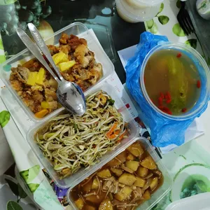 Tingkat - 3 Dishes + 1 soup/ 4 Dishes  (20 days)(Lunch)