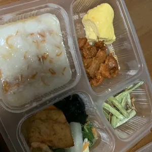 Lunch/Dinner Tingkat (5 Days, 3 Dishes + Soup OR 4 Dishes)
