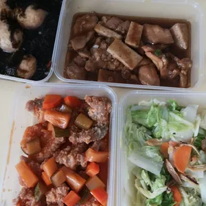 Tingkat - 3 Dishes + 1 soup/ 4 Dishes  (20 days)(Lunch)