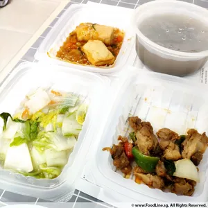Lunch/Dinner Tingkat (5 Days, 3 Dishes + Soup OR 4 Dishes)