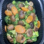 Broccoli with Mushroom西兰花烩冬菇