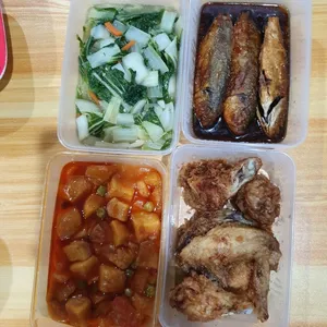Jessie Catering Tingkat Meal - 3 dishes + 1 soup/ 4 dishes (10 days) - Promotion!