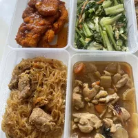 Click to see Tingkat (20 Days, 3 Dishes + Soup/ 4 dishes)