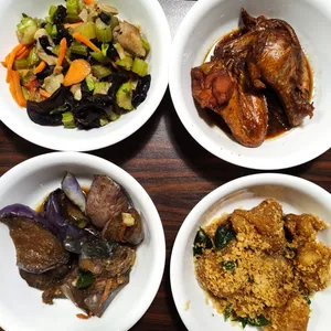 Dinner Tingkat (20 Days, 3 Dishes + Soup OR 4 Dishes)