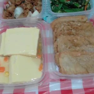 Lunch/Dinner Tingkat (5 Days, 3 Dishes + Soup OR 4 Dishes)