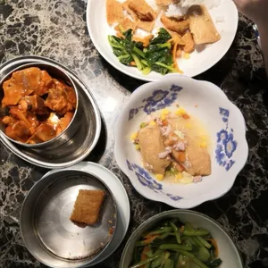 Dinner Tingkat (20 Days, 3 Dishes + Soup OR 4 Dishes)