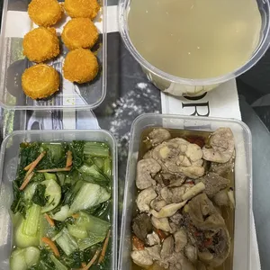 Jessie Catering Tingkat Meal - 3 dishes + 1 soup/ 4 dishes (10 days) - Promotion!