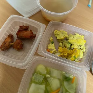 Lunch/Dinner Tingkat (10 Days, 3 Dishes + Soup OR 4 Dishes)