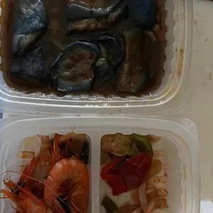 Lunch/Dinner Tingkat (10 Days, 3 Dishes + Soup OR 4 Dishes)