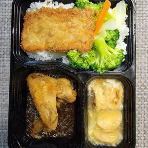 20 Days Dinner Tingkat Package (Weekdays Only)