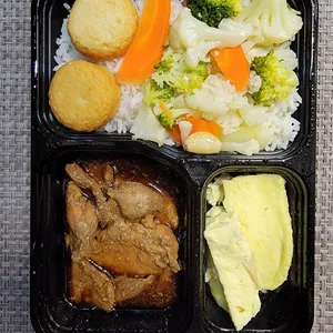 20 Days Dinner Tingkat Package (Weekdays Only)