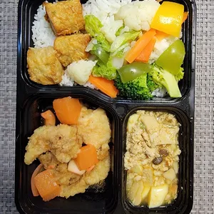 20 Days Dinner Tingkat Package (Weekdays Only)