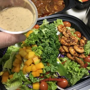 Grilled Prawn & Mango Salad with Crunchy Peppers