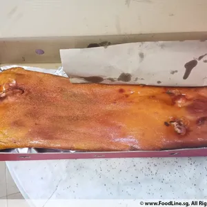 Suckling Pig 沙皮去骨乳猪