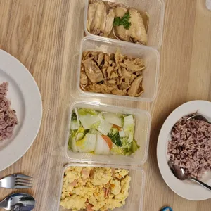 Tingkat Menu (20 Days) in Microwavable Container