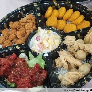 Prosperity Fortune Platter (Octopus, Breaded Scallop, Salad Prawn, Golden Chicken, Golden Money Bag)