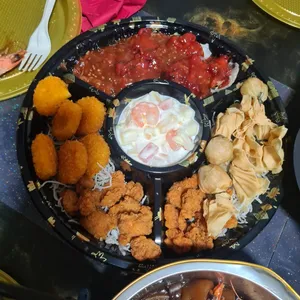 Prosperity Fortune Platter (Octopus, Breaded Scallop, Salad Prawn, Golden Chicken, Golden Money Bag)