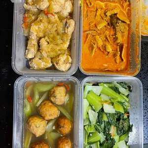 Tingkat - 3 Dishes + 1 soup/ 4 Dishes  (20 days)(Dinner)