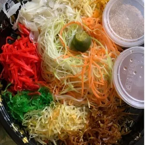 Fa Cai Yu Sheng w Smoked Salmon