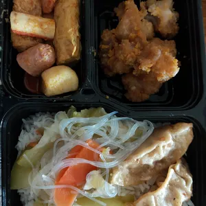 5 Days Lunch Tingkat Package (Weekdays Only)
