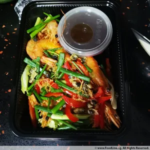 (CNY) Deep Fried Wild Prawns with Cantonese Black Bean Sauce
香脆酱烧白虾 2pc