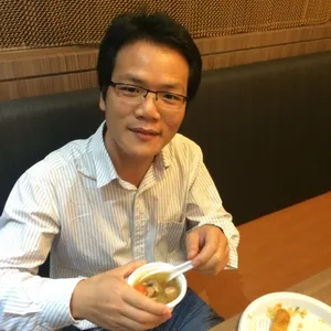 Traditional Shark’s Fin Melon Soup with Chicken Mushroom