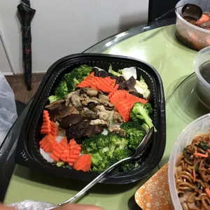 Medley Vegetable with Dried Oyster & Mushroom
