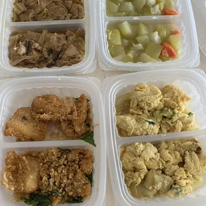 Lunch Tingkat (20 Days, 3 Dishes + Soup OR 4 Dishes)