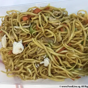 (CNY) Wok Fried HK Style Egg Noodle with Atlantic Crab & Chives  港式白蟹金蛋面