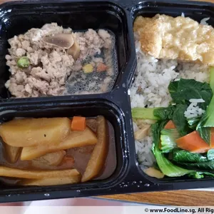 5 Days Lunch Tingkat Package (Weekdays Only)