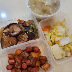 Tingkat Menu (20 Days) in Microwavable Container