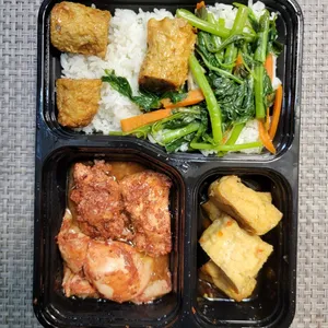 20 Days Dinner Tingkat Package (Weekdays Only)