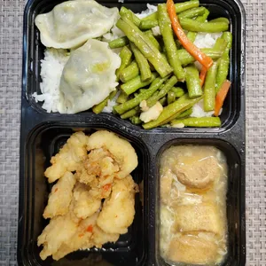 20 Days Dinner Tingkat Package (Weekdays Only)