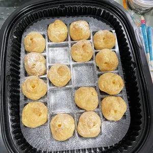 Mini Vanilla Cream Puff