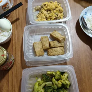 Dinner Tingkat (20 Days, 3 Dishes + Soup OR 4 Dishes) (1 pax only)