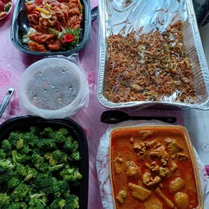 招牌咖喱鸡	     Signature Curry Chicken