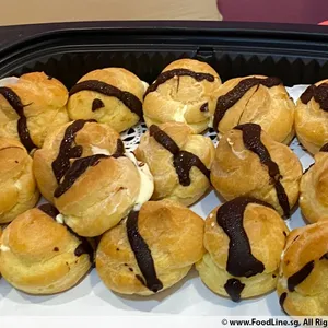 Mini Chocolate E’clair