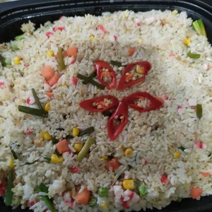 Salted Fish and Chicken Cube Fried Rice 鸡肉咸鱼炒饭