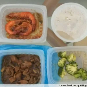 Lunch Tingkat (20 Day, 3 Dishes + Soup OR 4 Dishes)