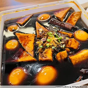 Braised Beancurd with Egg